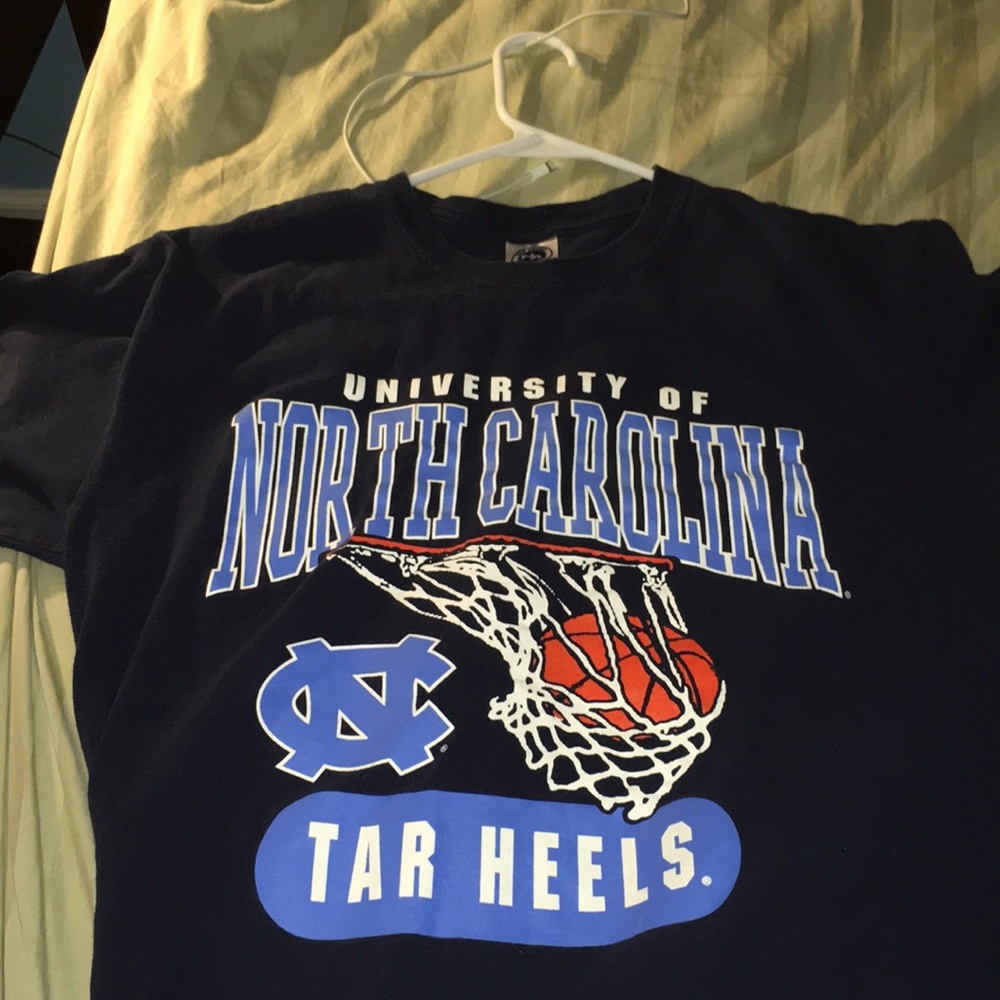 University of North Carolina basketball T shirt